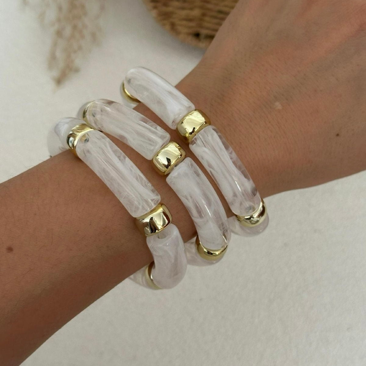 SET OF 3 ELASTIC RESIN/ACRYLIC BRACELETS