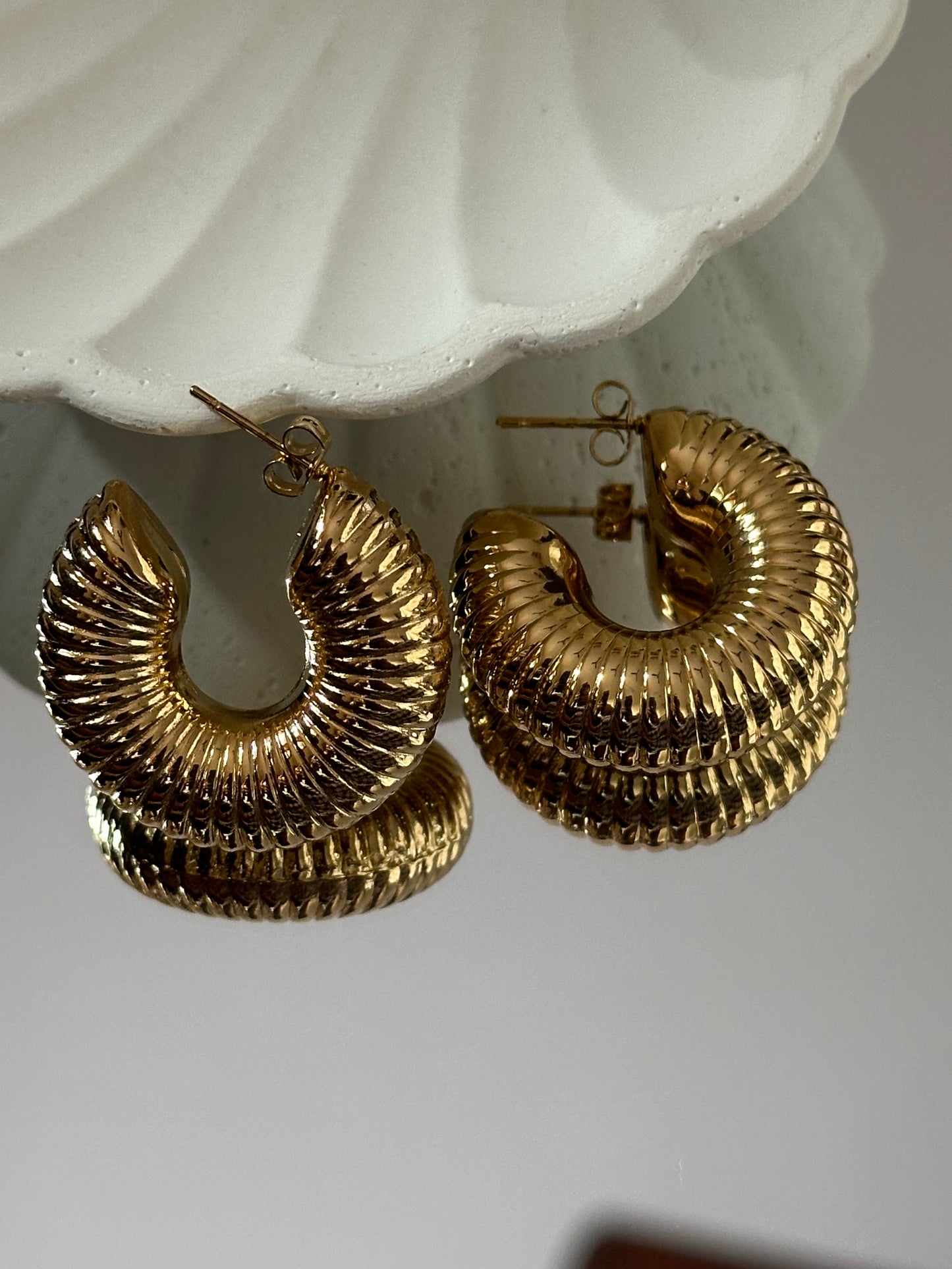 Thicc Bold hoops