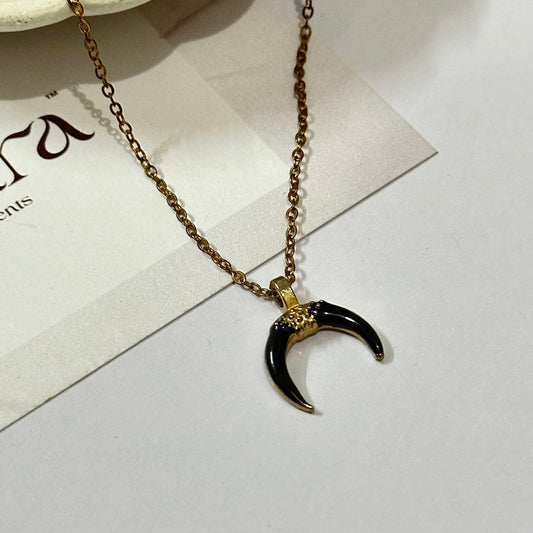 Morian necklace