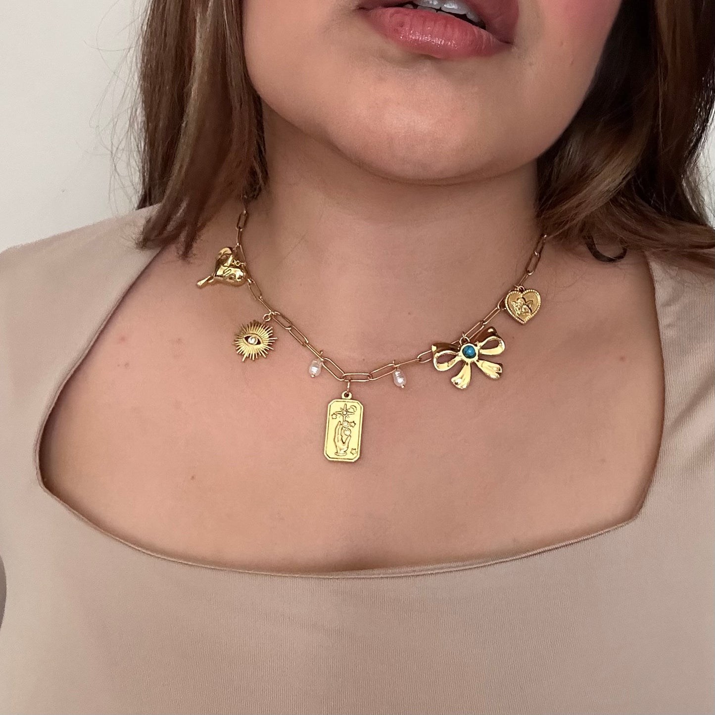 MULTI CHARM BOW HEART NECKLACE