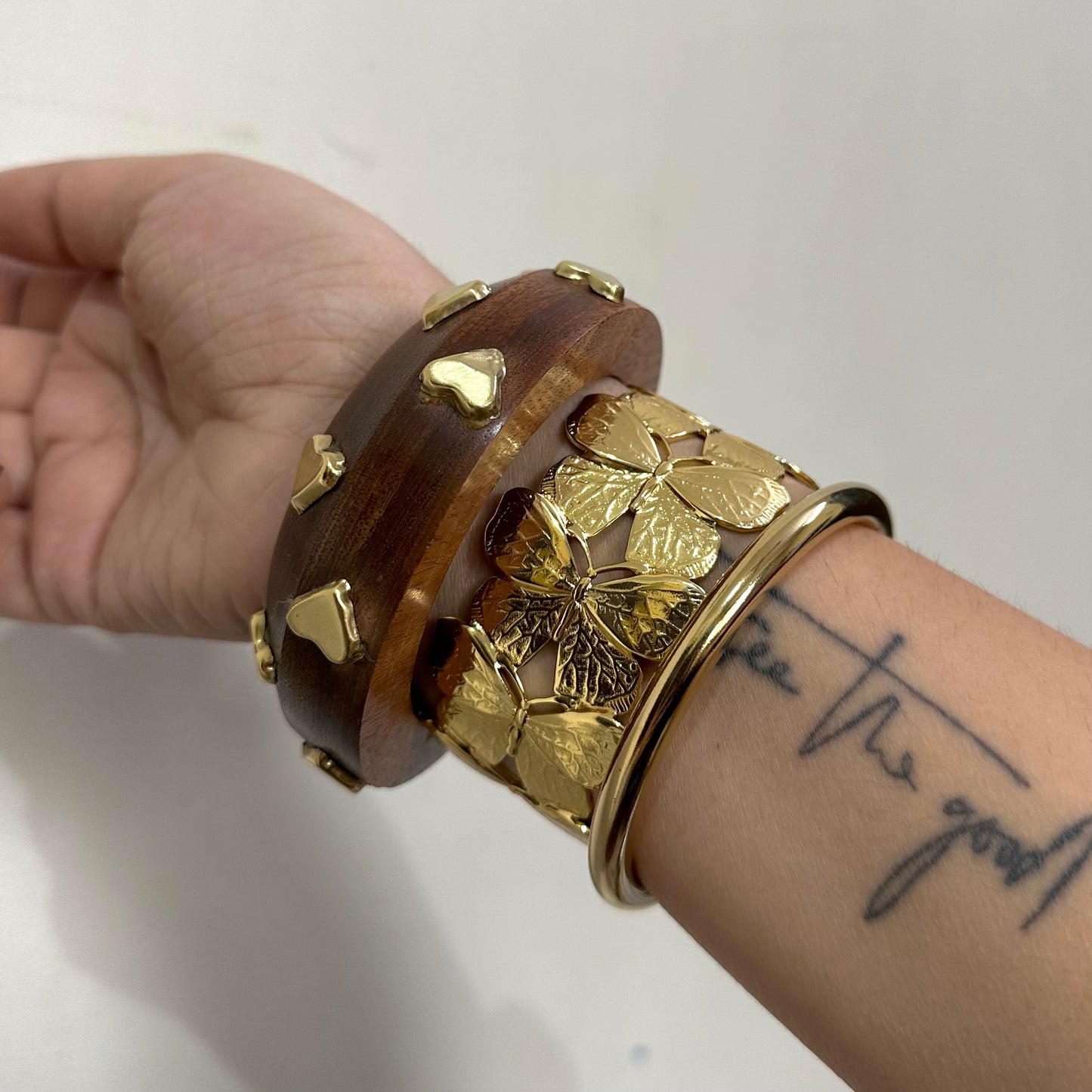 WOODEN GOLD STACK