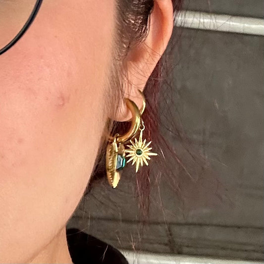 AMIE GOLD EARRINGS | 18K GOLD PLATED