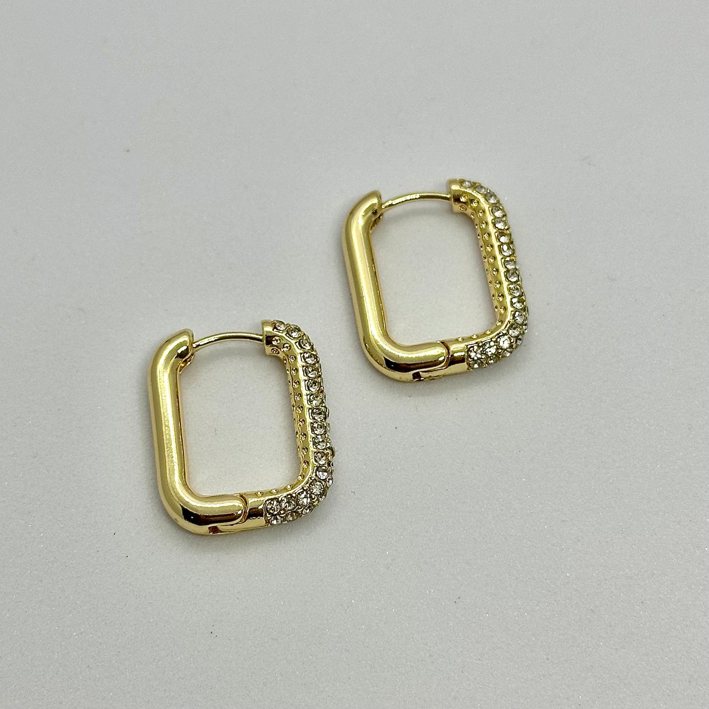 SEIRRA HOOPS MEDIUM