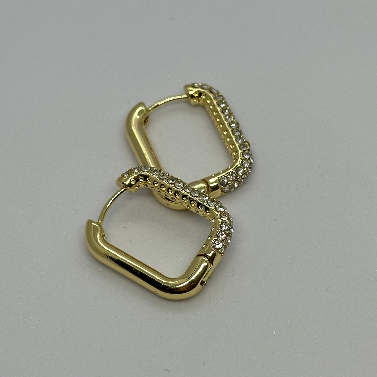 SEIRRA HOOPS MEDIUM