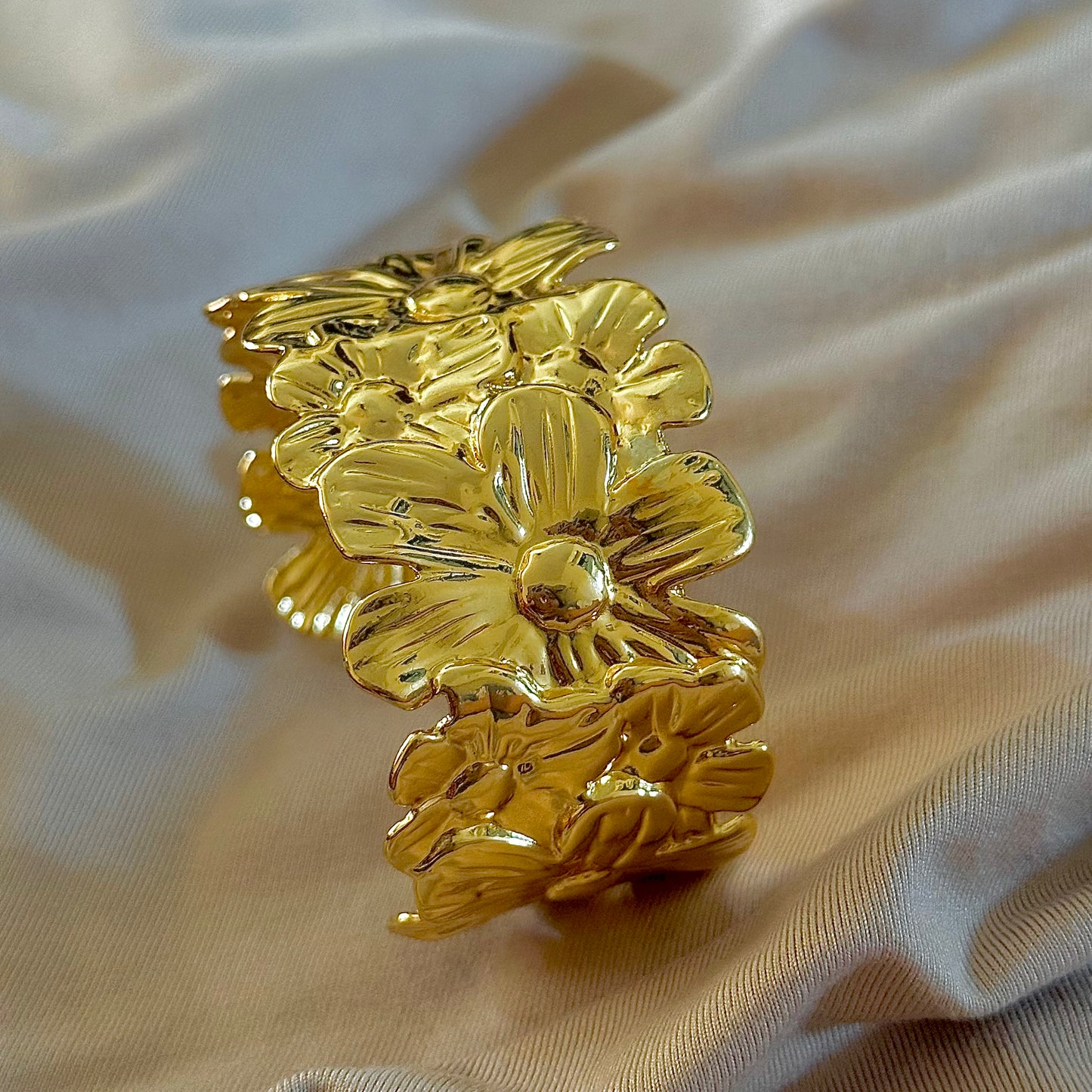FLORAL CHUNKY KADA