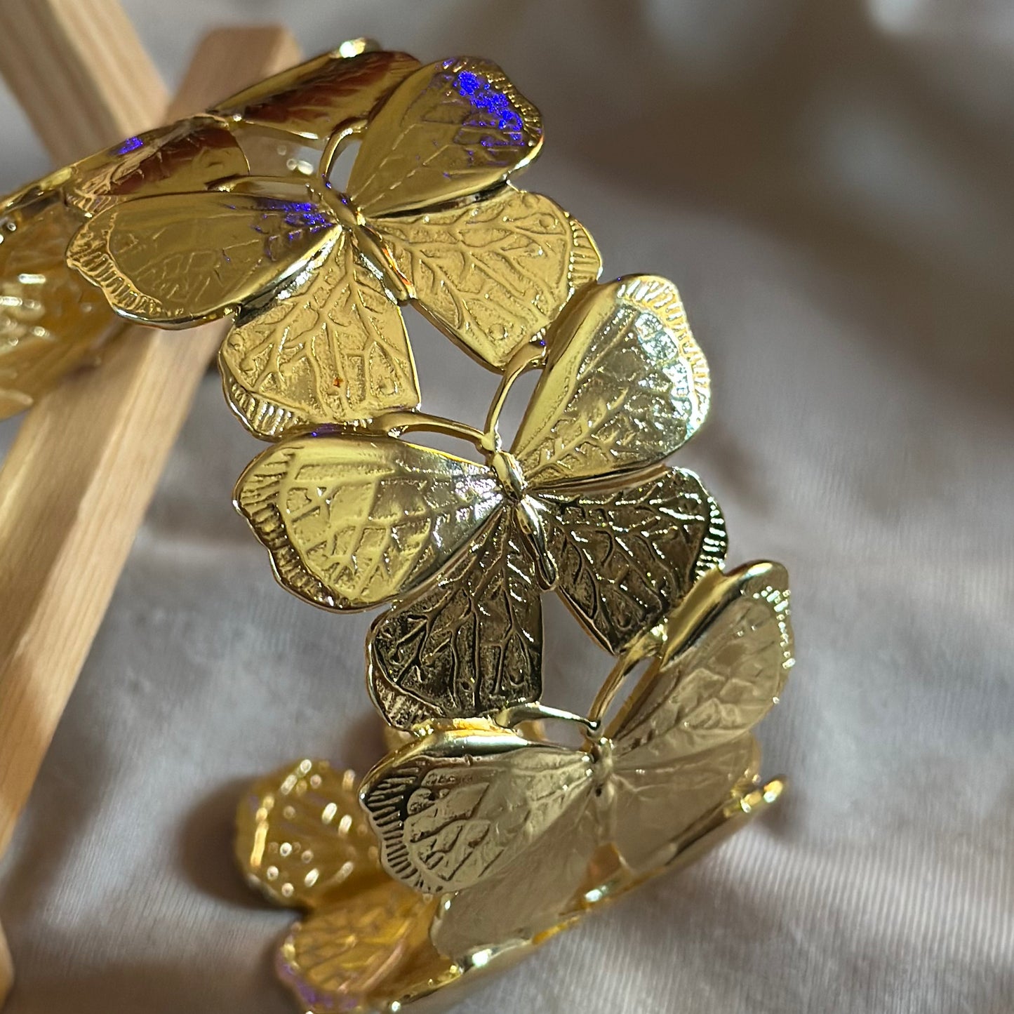 CHUNKED BUTTERFLY KADA BRACELET