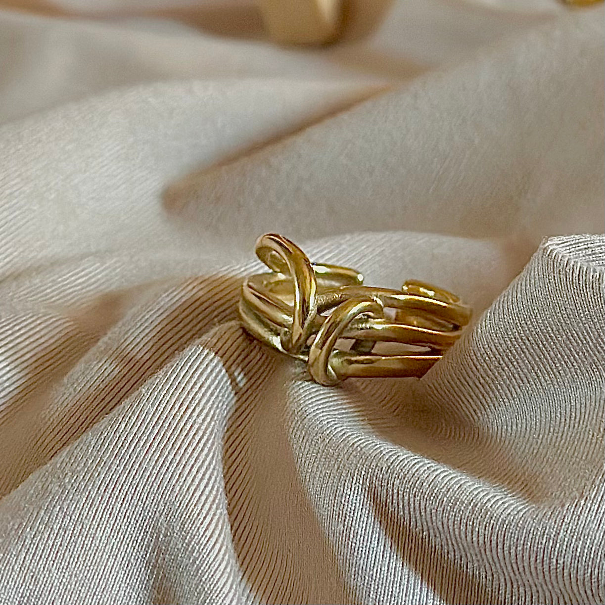 CHUNKY BOLD RING