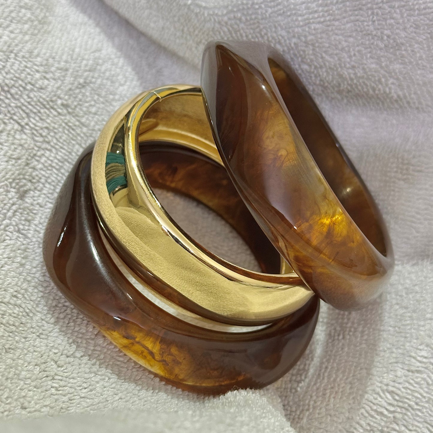 BROWN KADA STACK