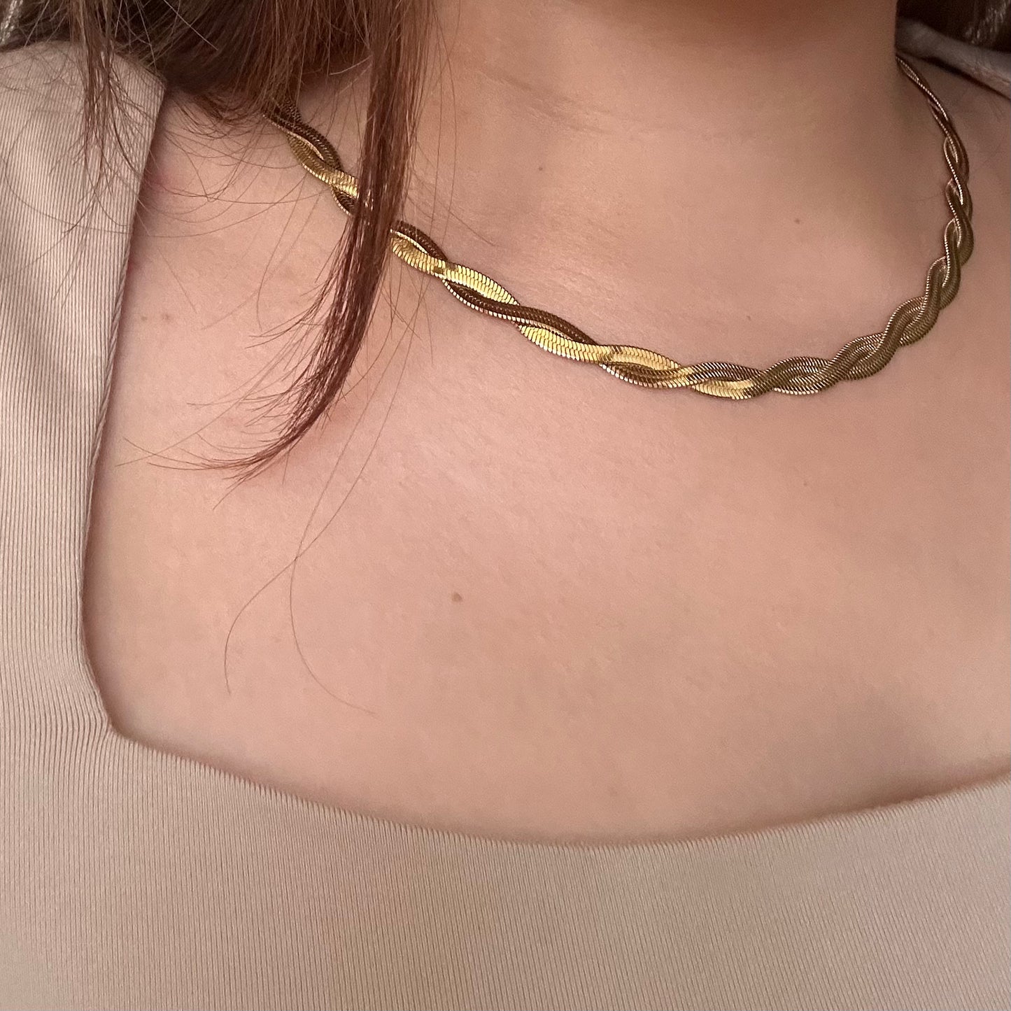 HERRINGBONE BRAIDED VENEERED NECKLACE