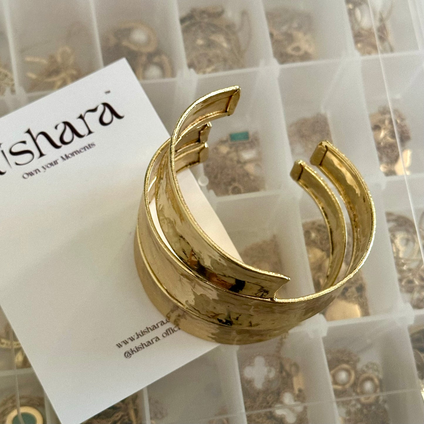 CHUNKY GOLD BRASS KADA
