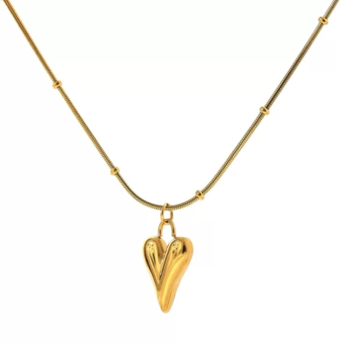 MIA HEART NECKLACE