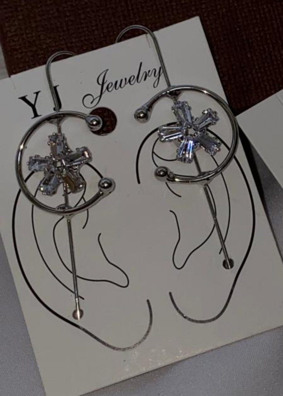 Earcuffs