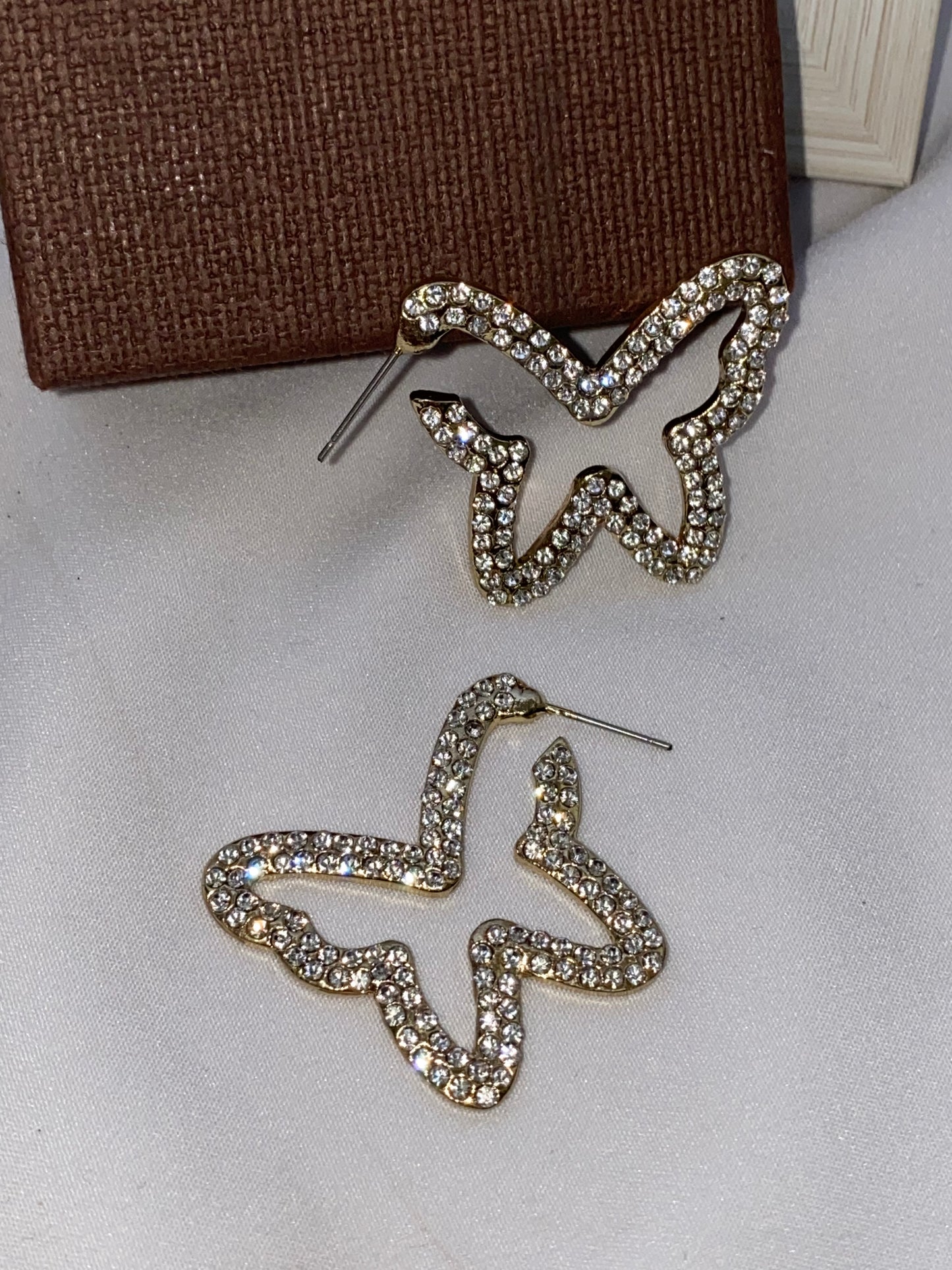 Butterfly sparkle earing