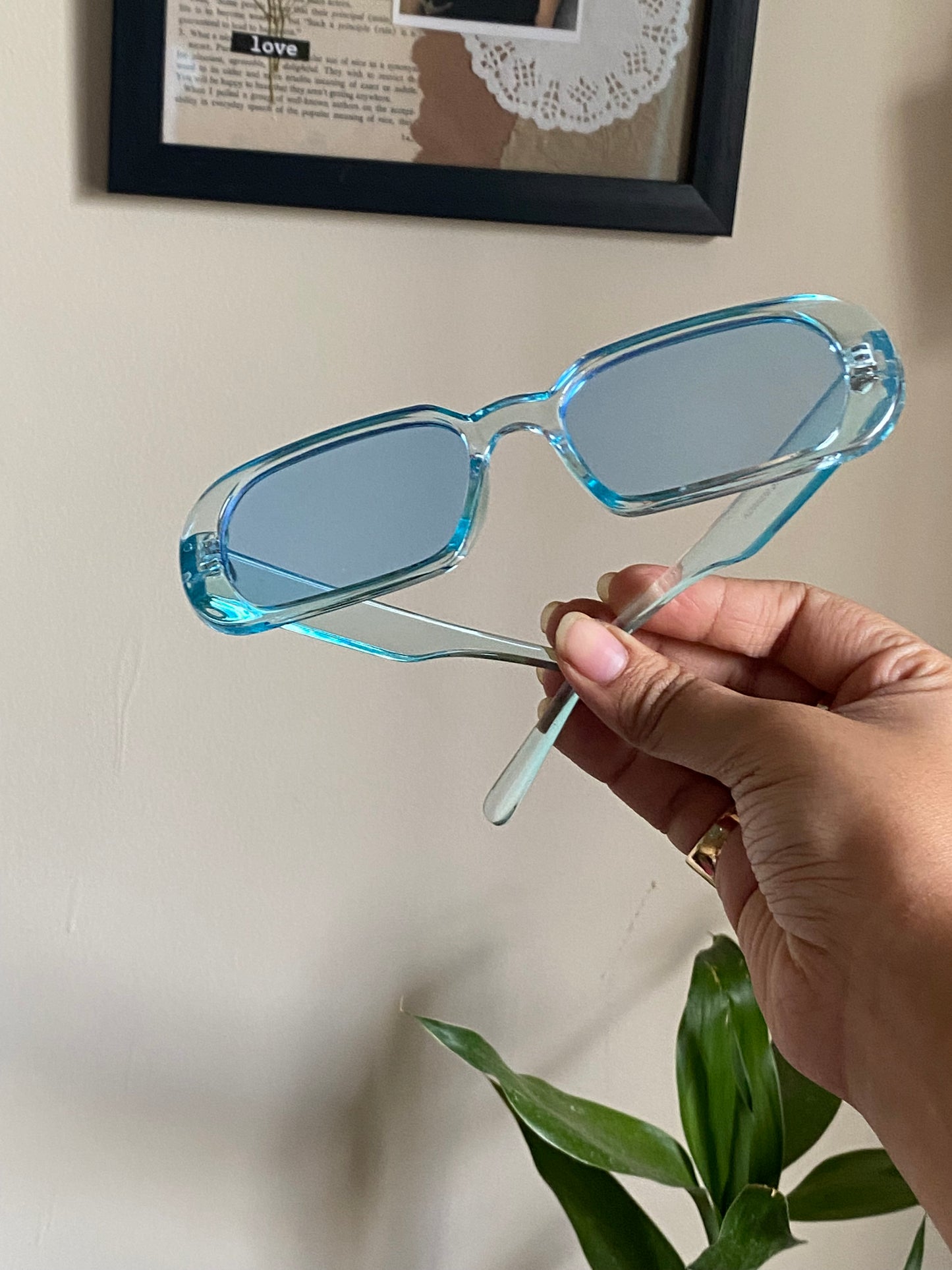 Reval shades