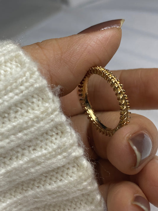 Plain band ring