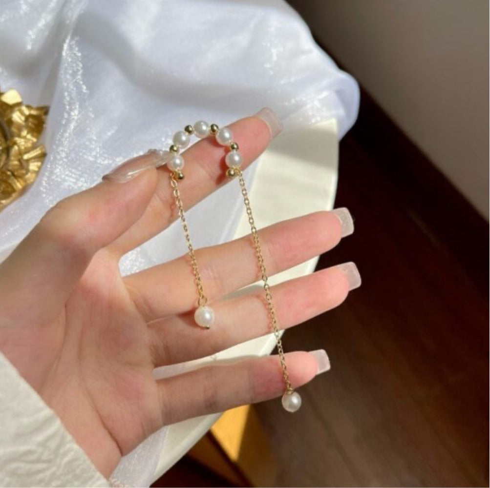 Pearl Dangler Earcuff ( fake Piercing)