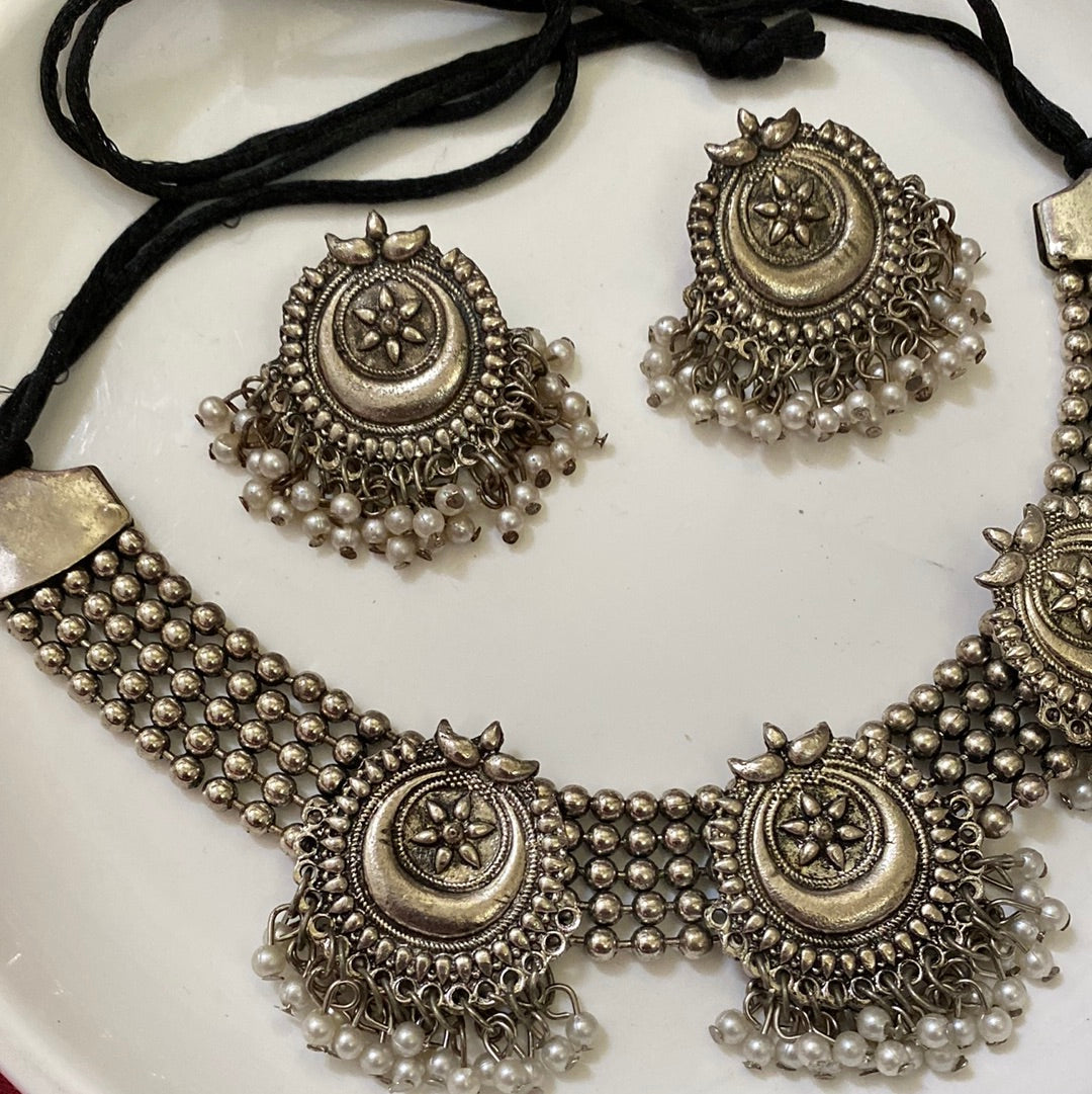 Chandbali set