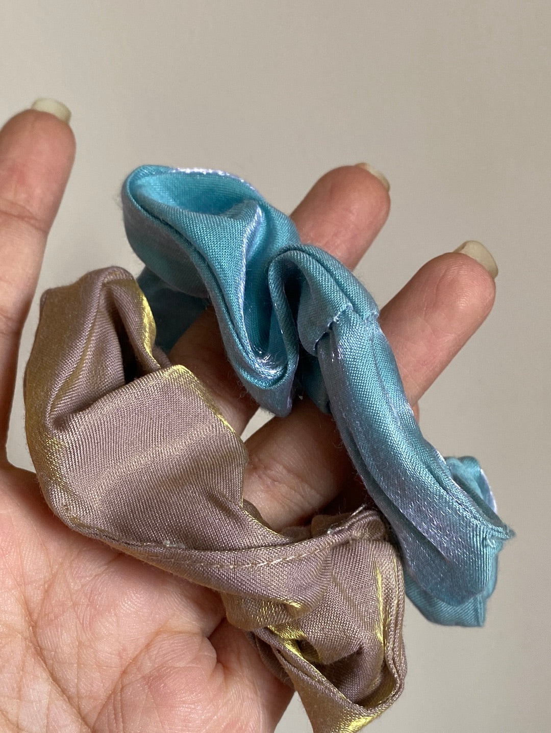 Shiny scrunchies