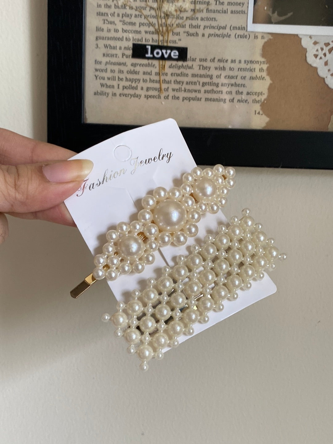 Pearl hairclip