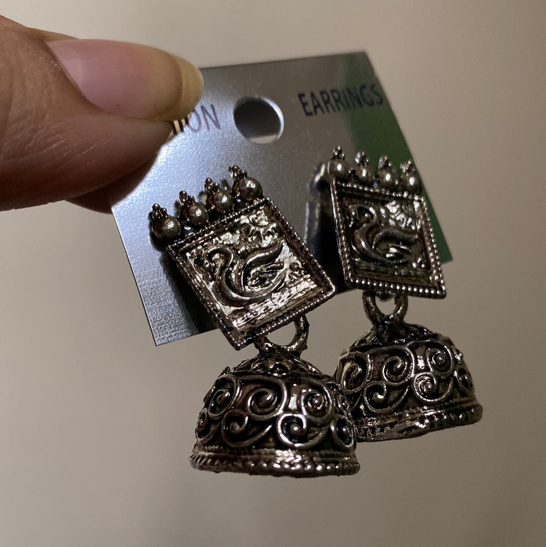Small box peacock jhumki