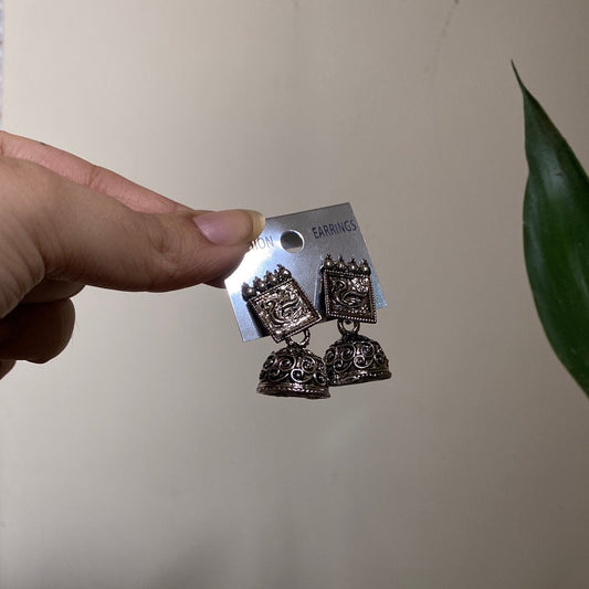 Small box peacock jhumki