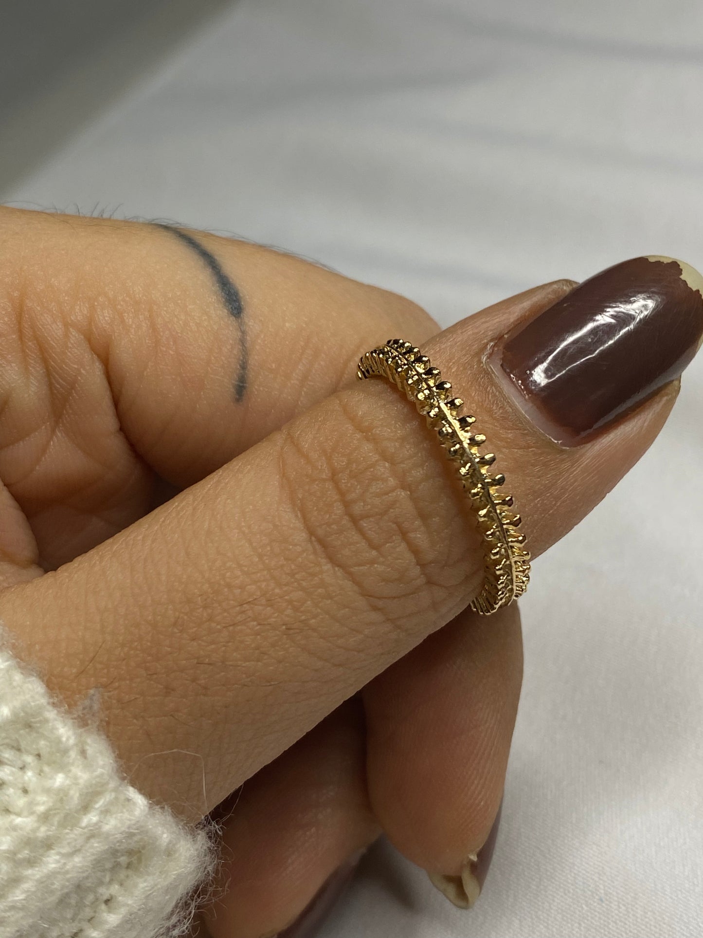 Plain band ring