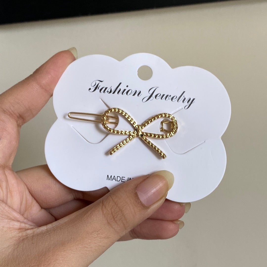 Bow hairclip