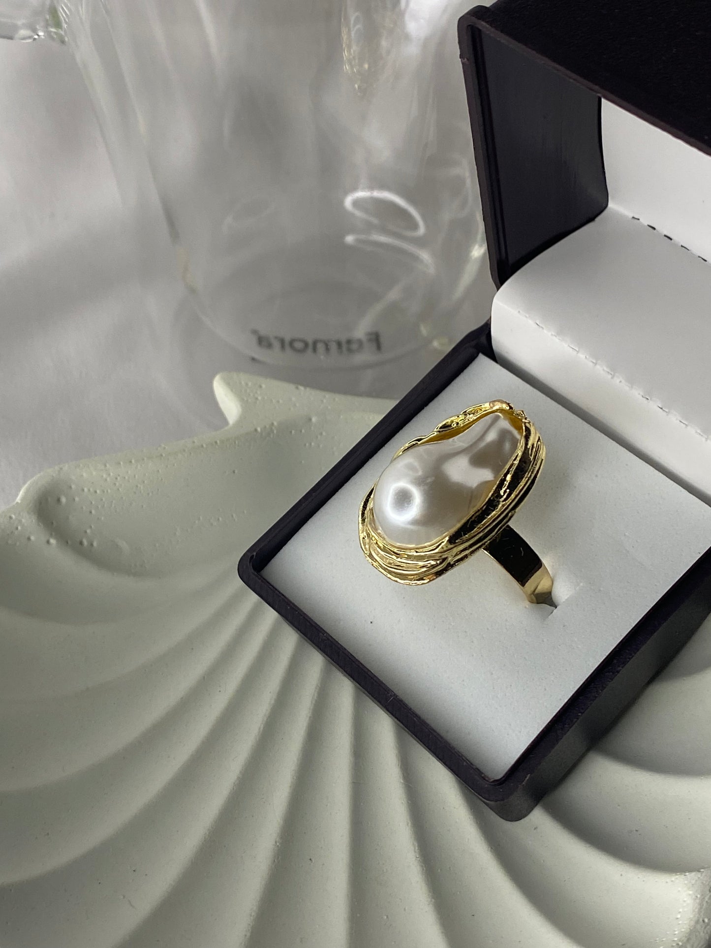 Mandola Pearl Ring