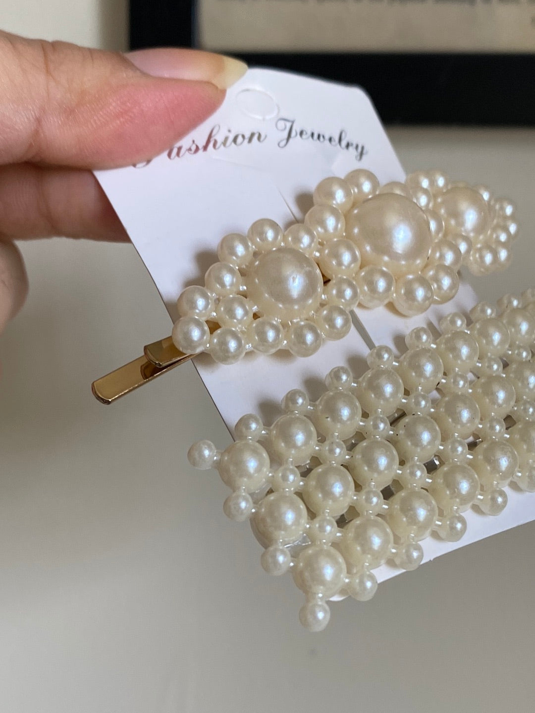 Pearl hairclip