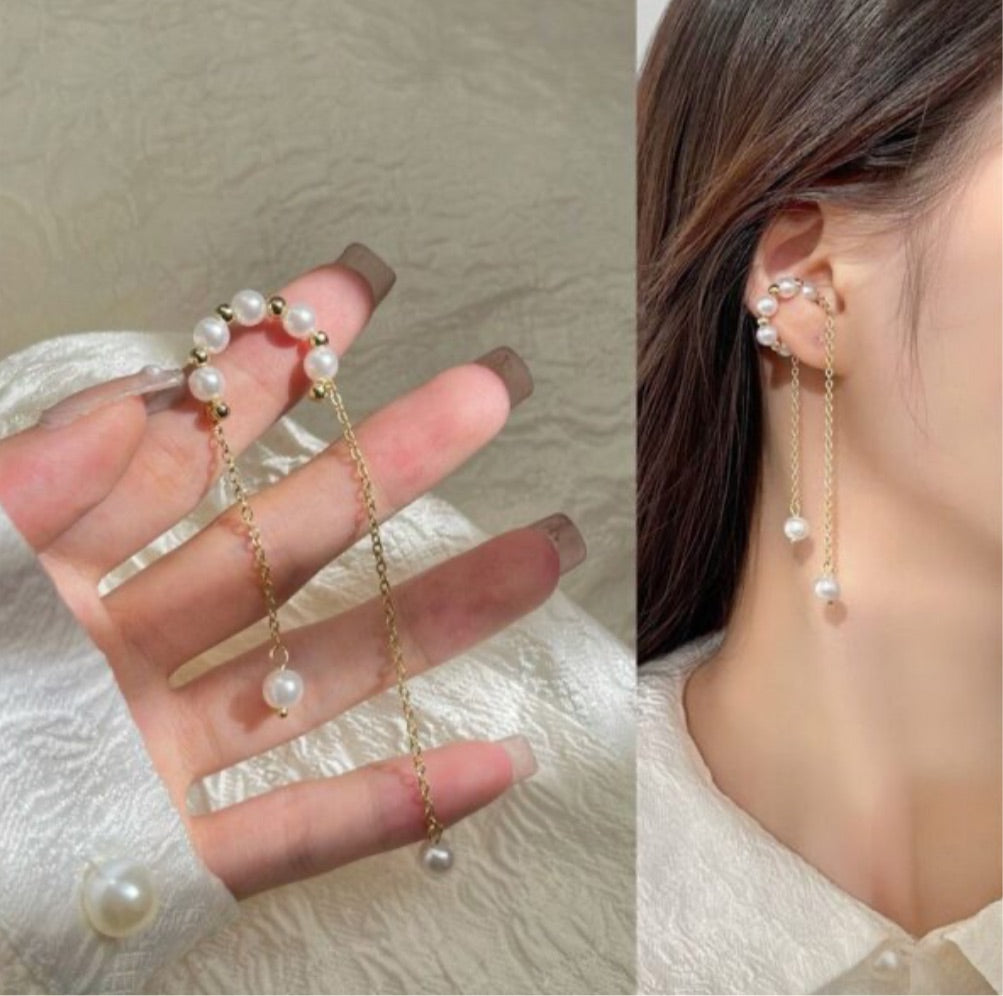 Pearl Dangler Earcuff ( fake Piercing)