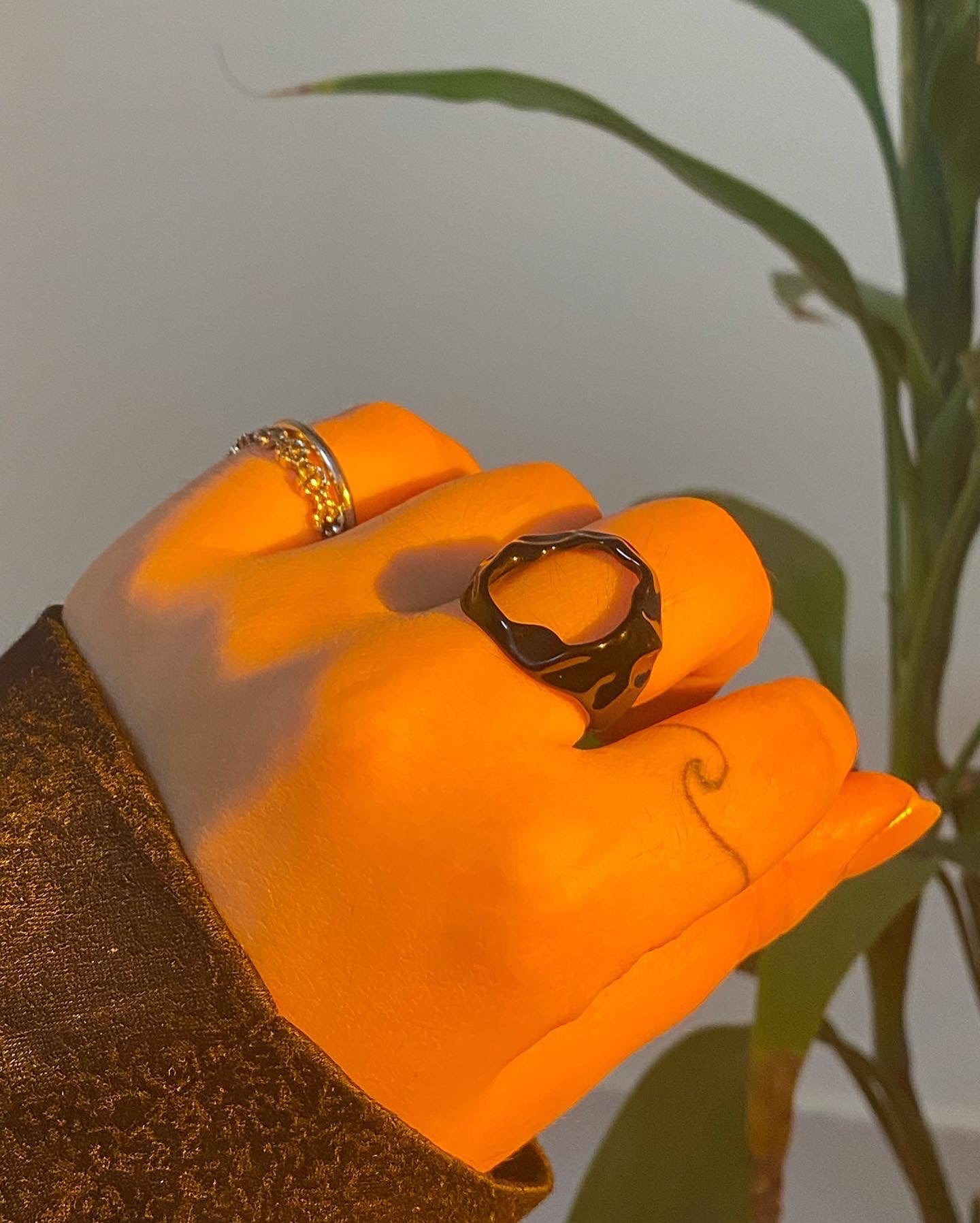 Black Chunk Ring