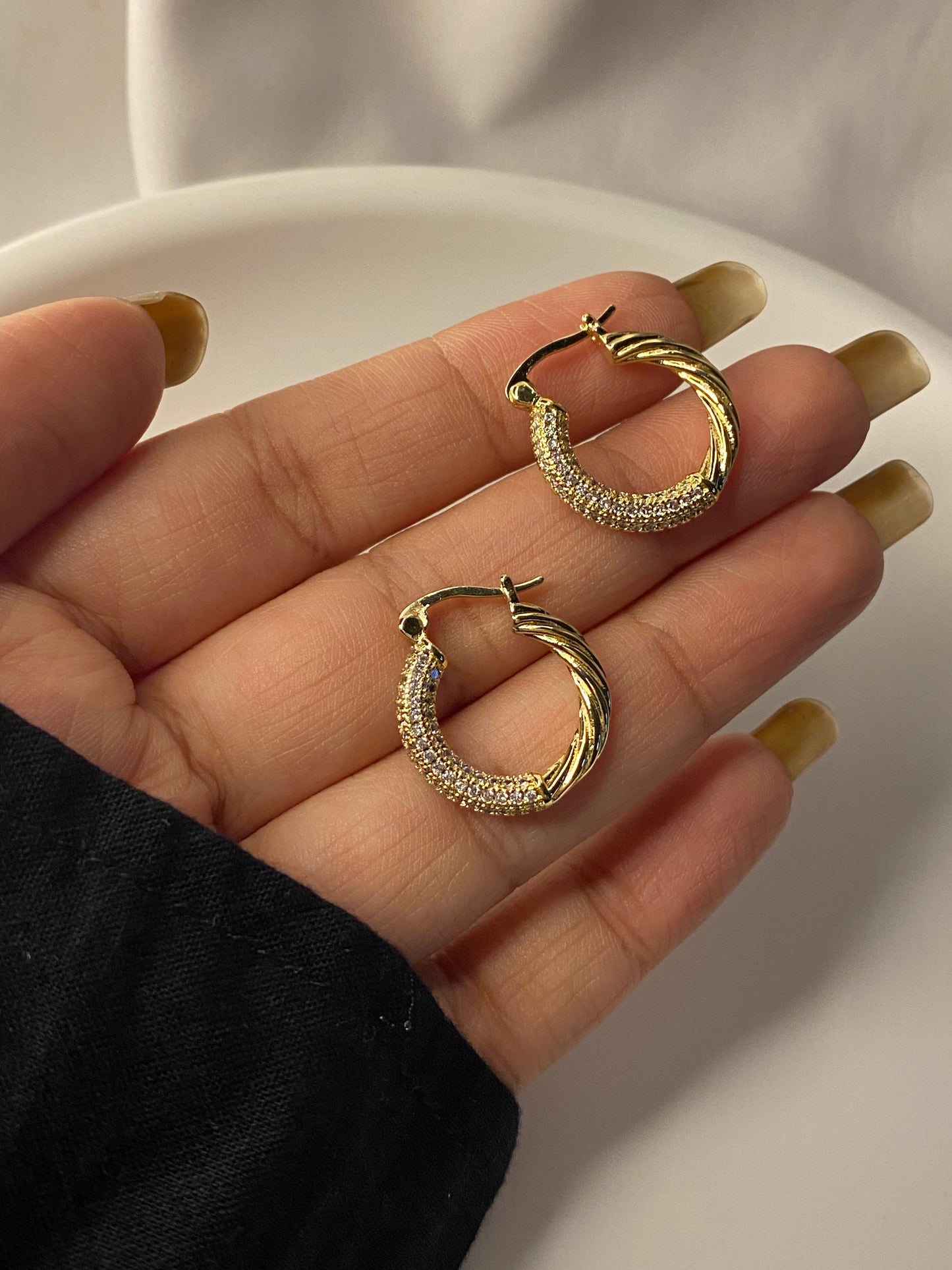 Eyra Gold Sparkle Hoops