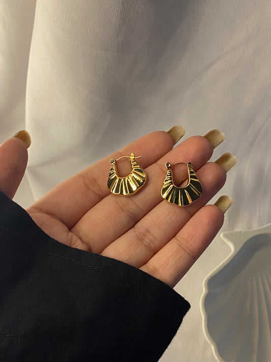 Voila gold hoops