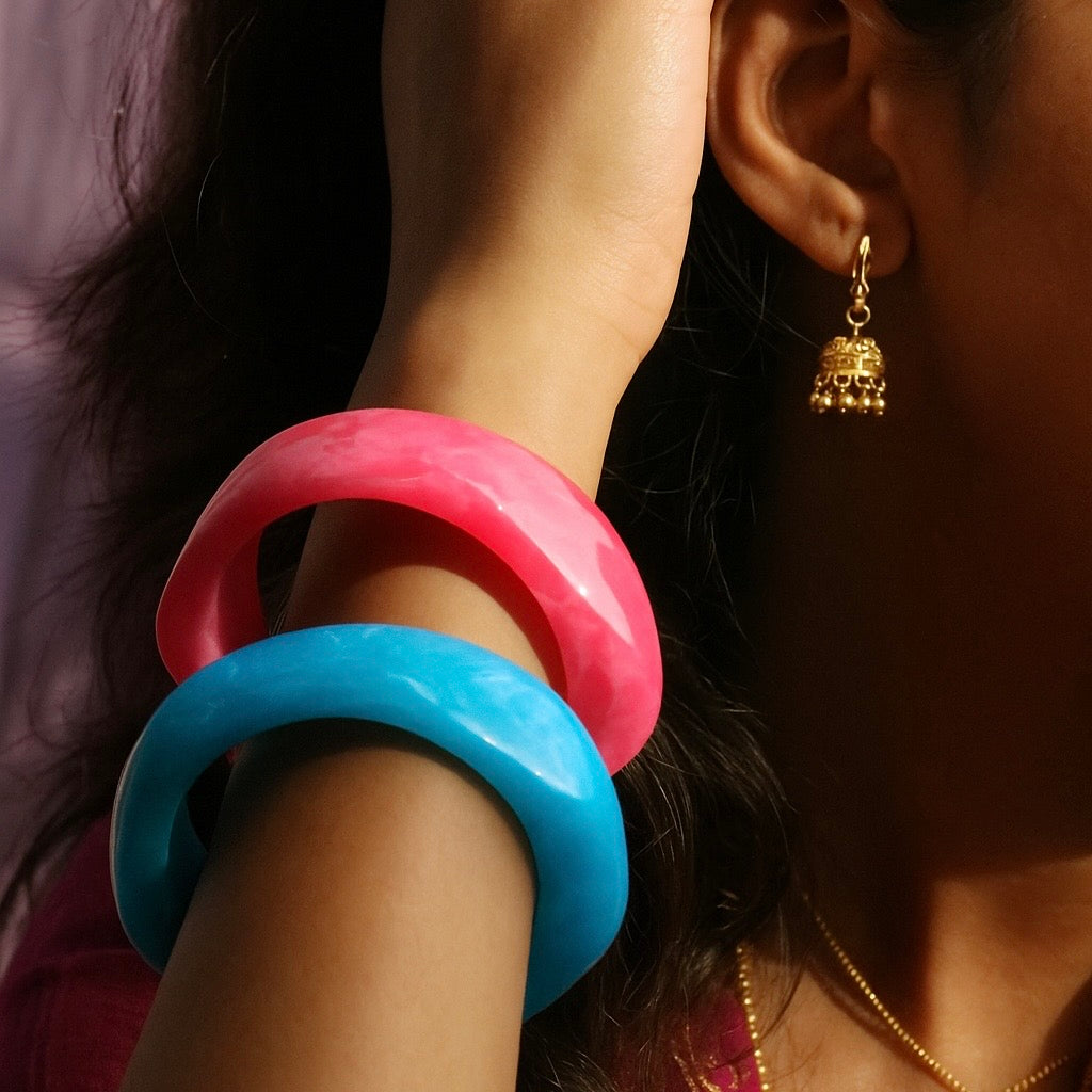 BERRY RESIN BANGLE SET