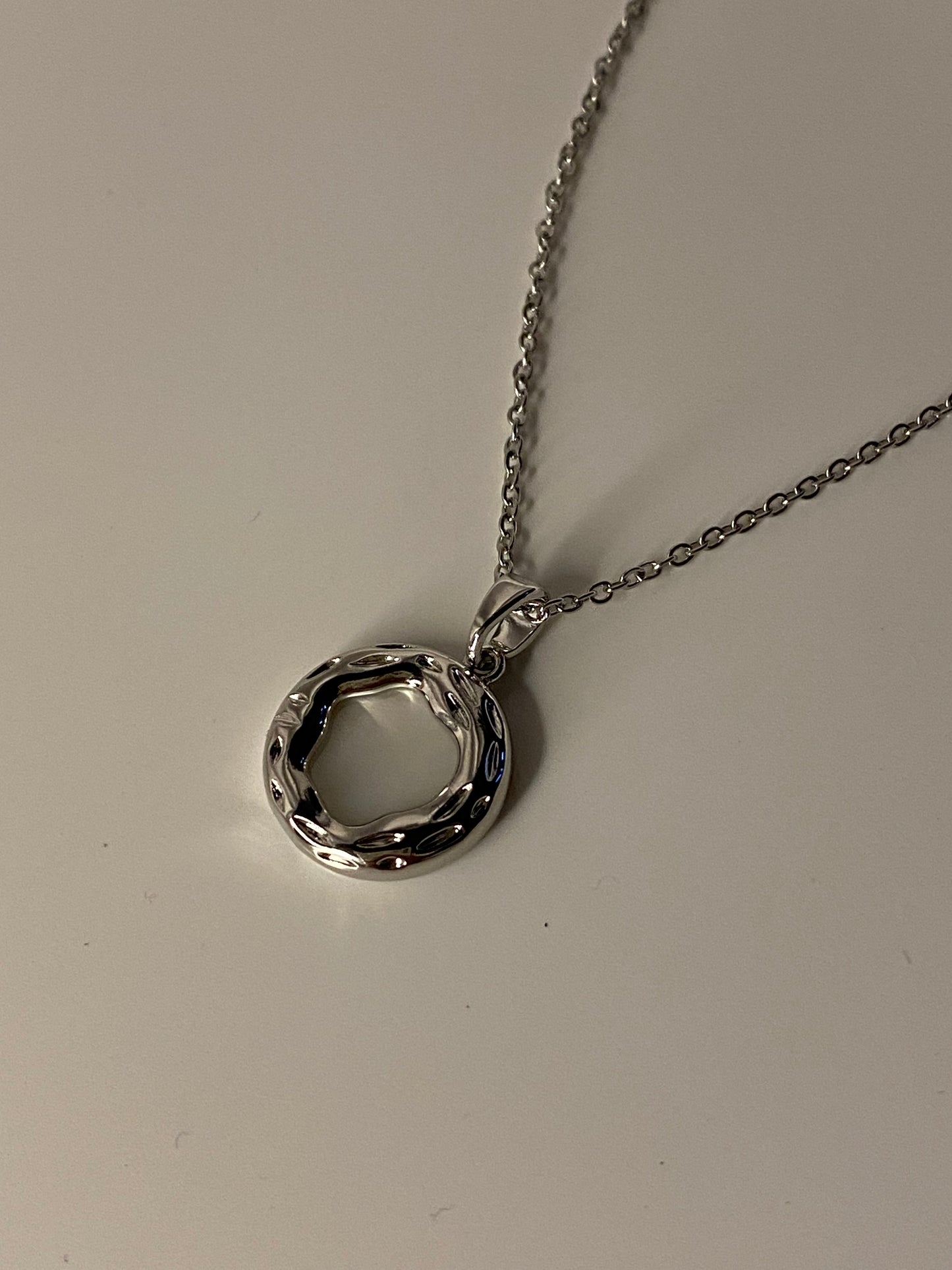 Iris silver Necklace