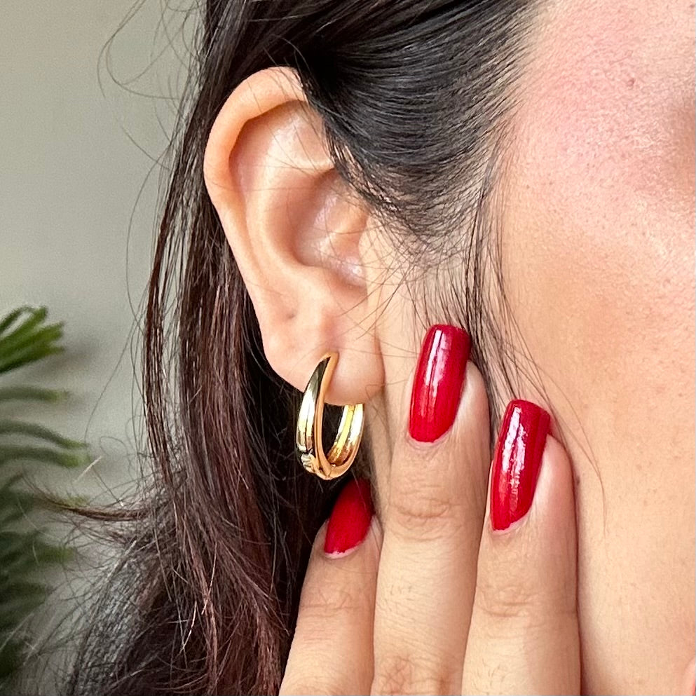 Minimal Hoop Earrings