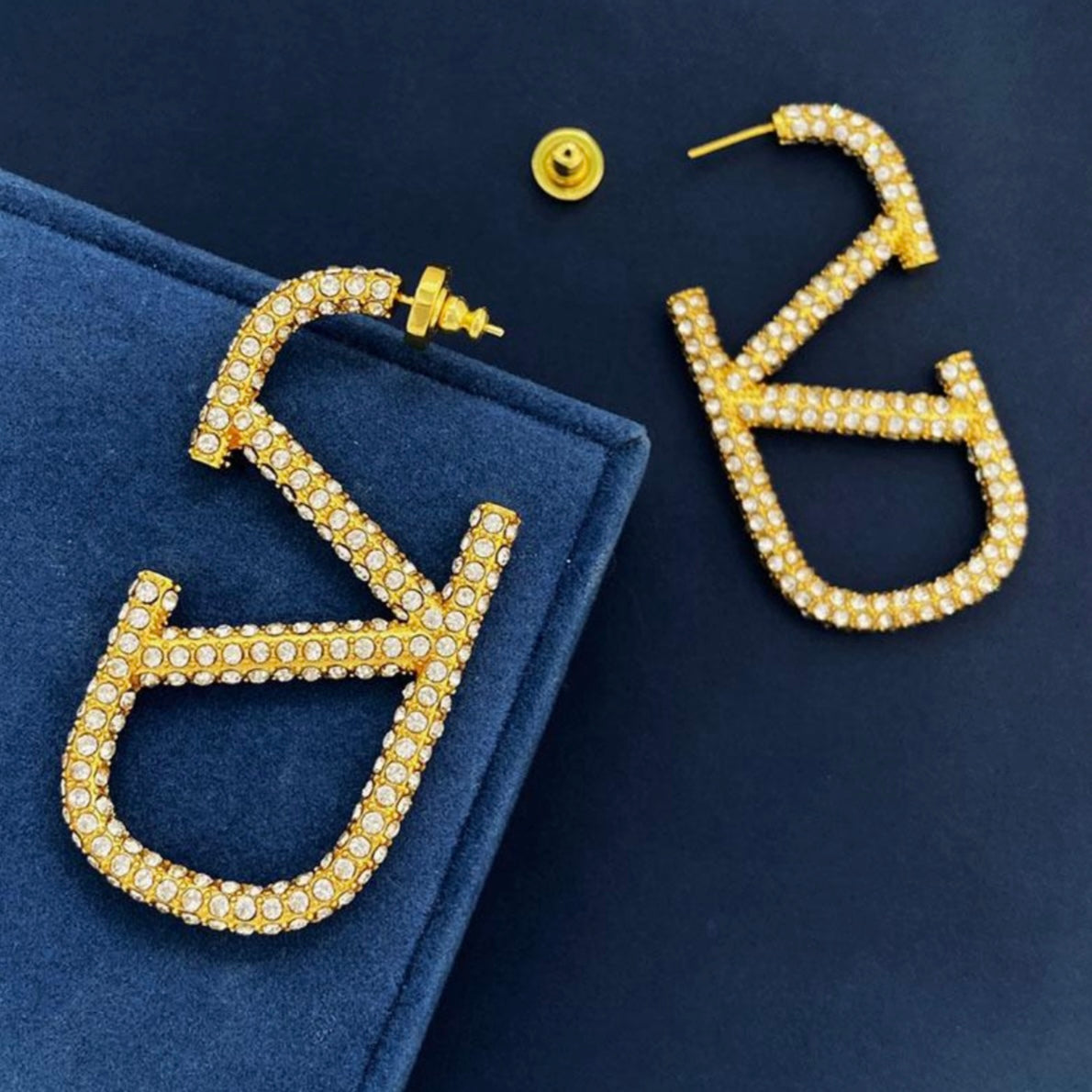 VALENTINO STUDDED EARRINGS DUPE | 18K GOLD PLATED