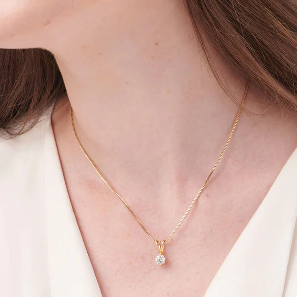 Minimal Rhinestone Necklace