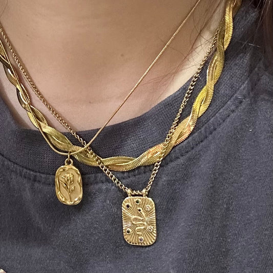 HERRINGBONE SNAKE NECKLACE STACK