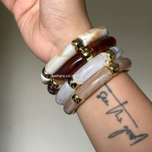 VINTAGE ACRYLIC BRACELET SET OF 4