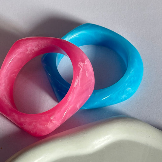 BERRY RESIN BANGLE SET