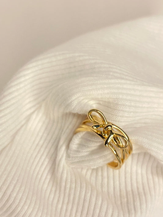 Sleek Bow Ring