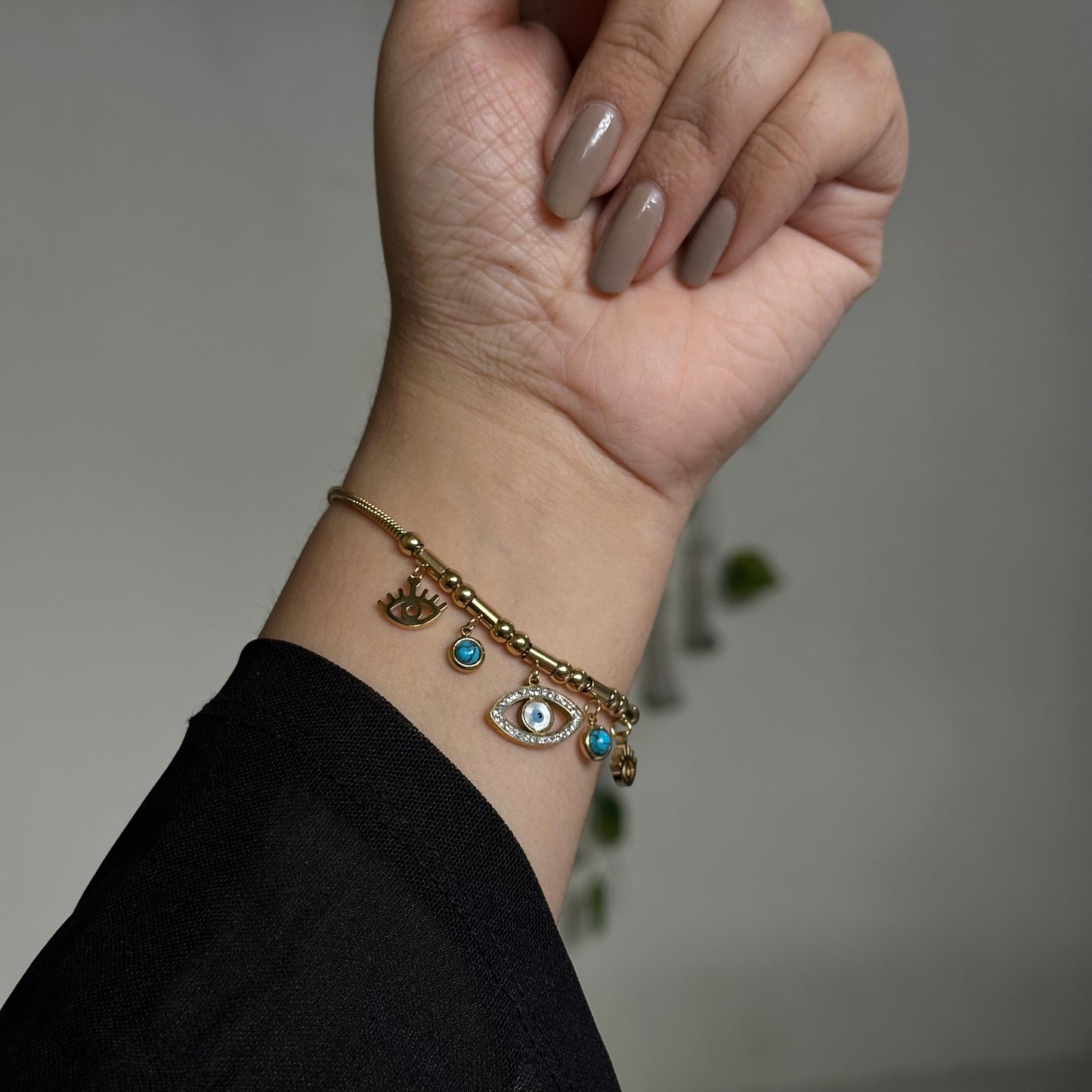 EVIL EYE CHARM BRACELET