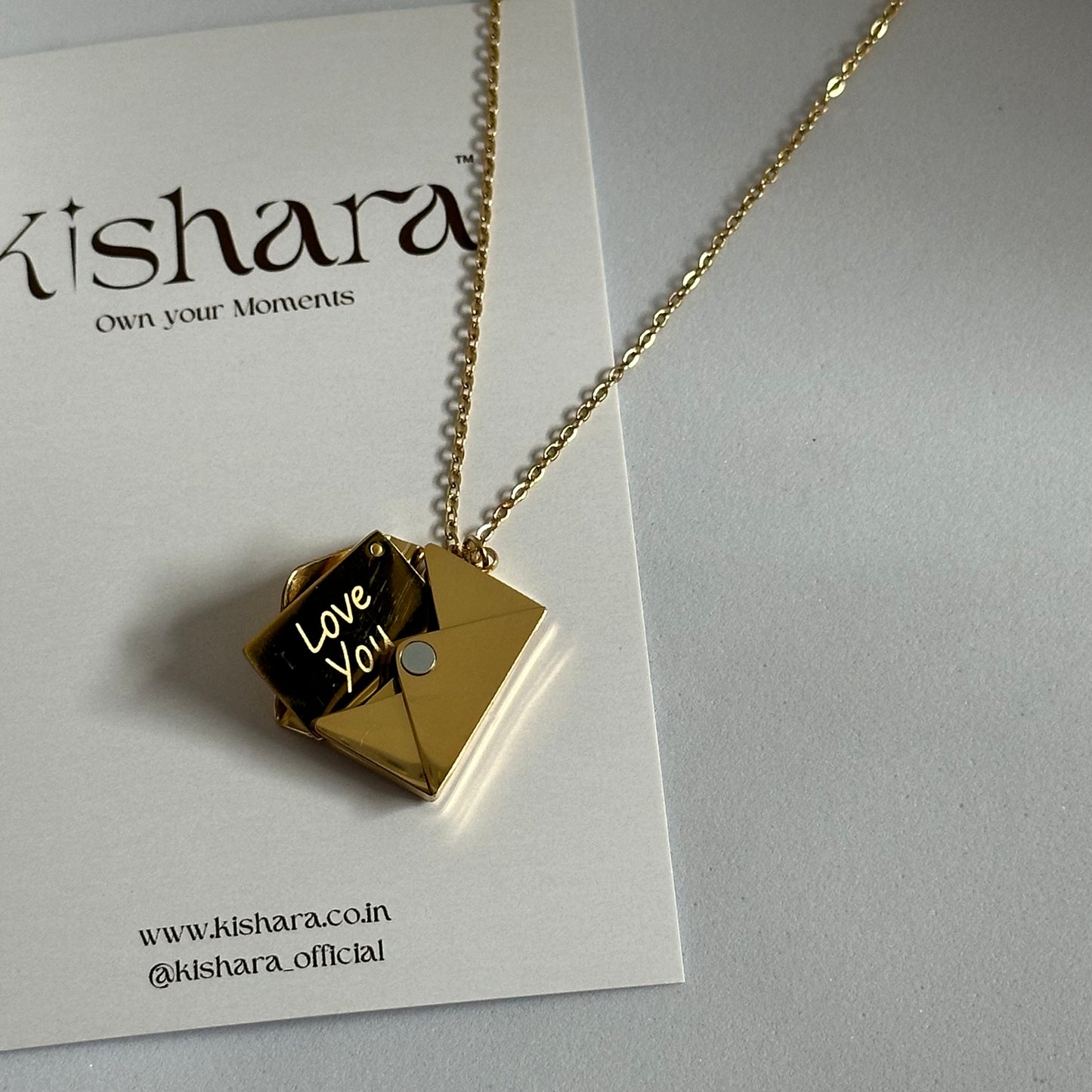 LOVE LETTER NECKLACE - GOLD