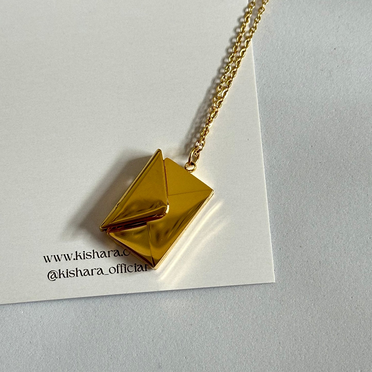 LOVE LETTER NECKLACE - GOLD