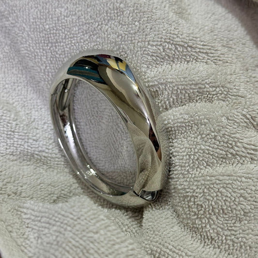 SILVER KADA BRACELET