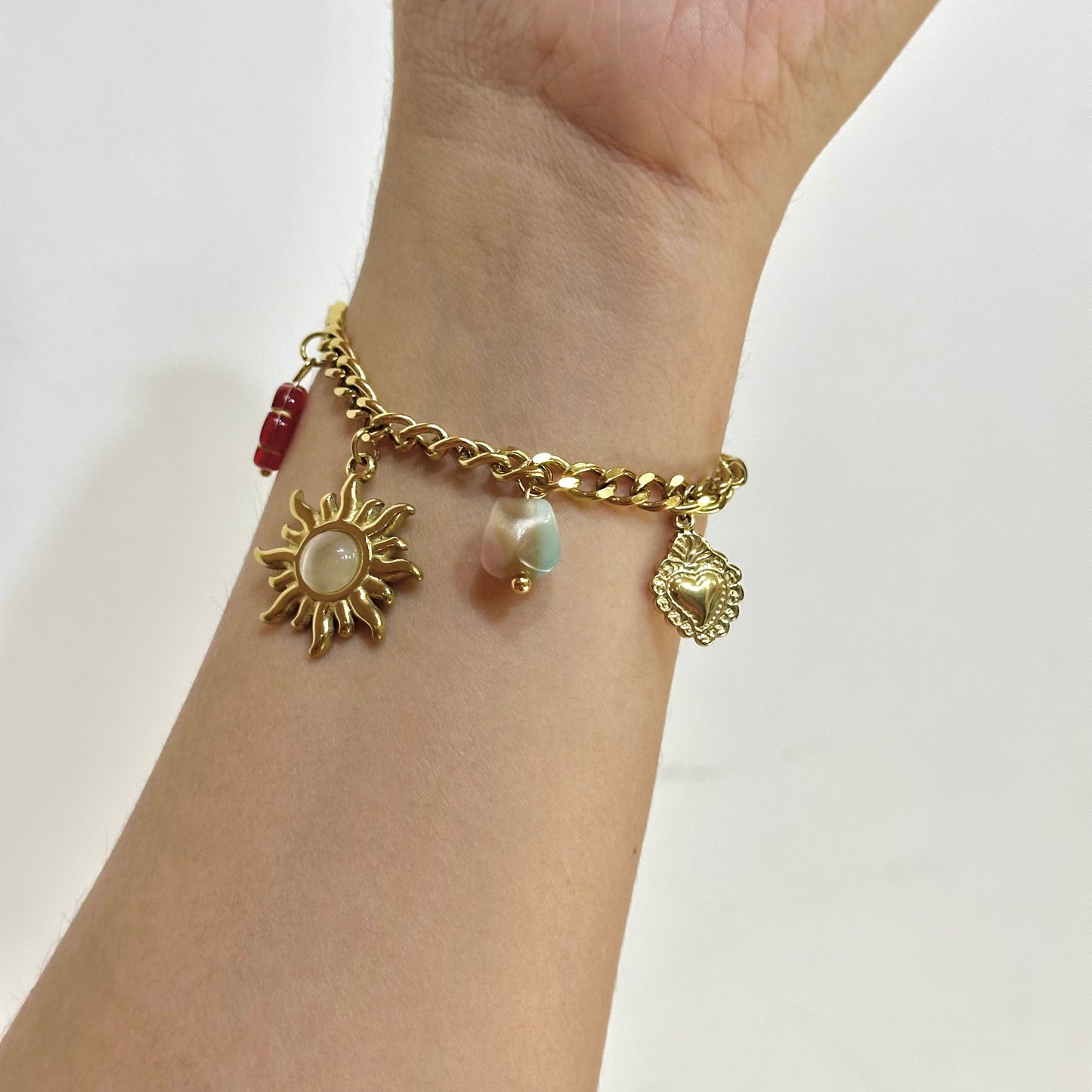 THE SUNBURN CHARM BRACELET