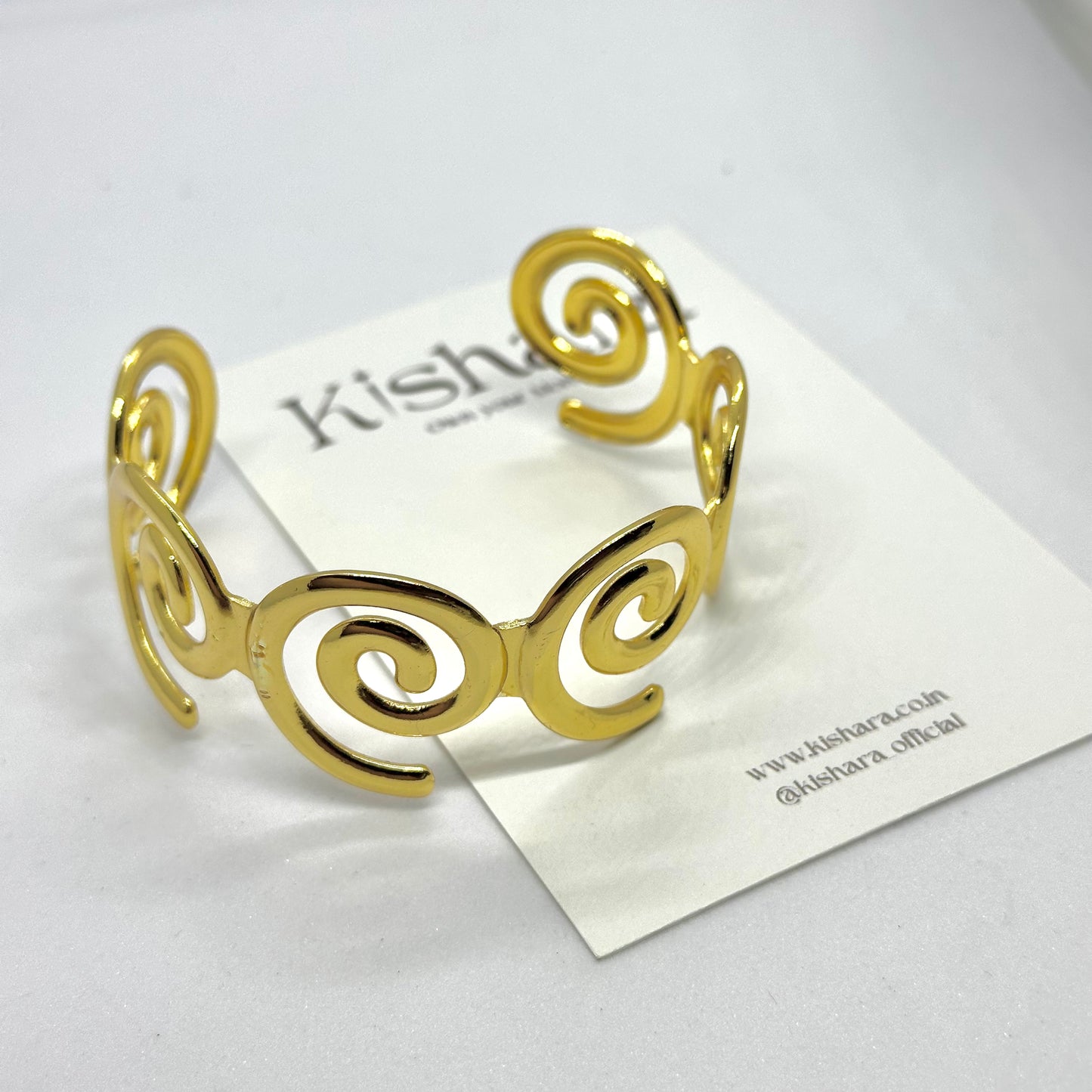 THE SPIRAL CUFF