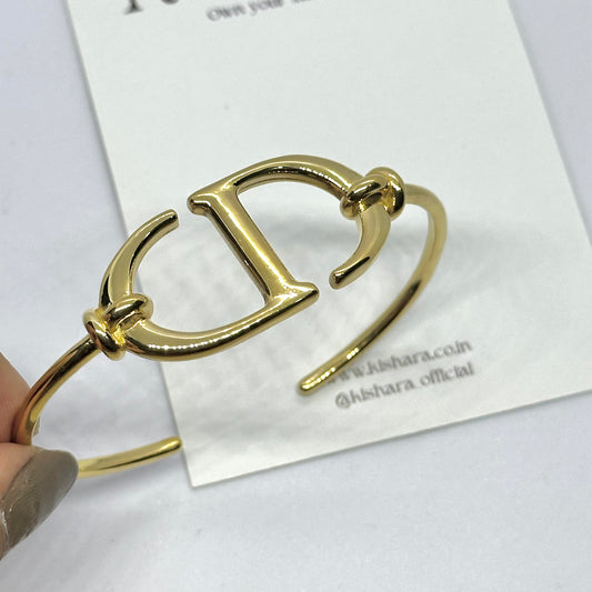 DIOR SIGNATURE BANGLE