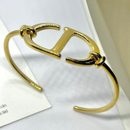 DIOR SIGNATURE BANGLE